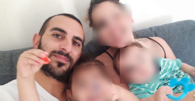 Terroropfer Yotam Ovadia mit Ehefrau und Söhnen.