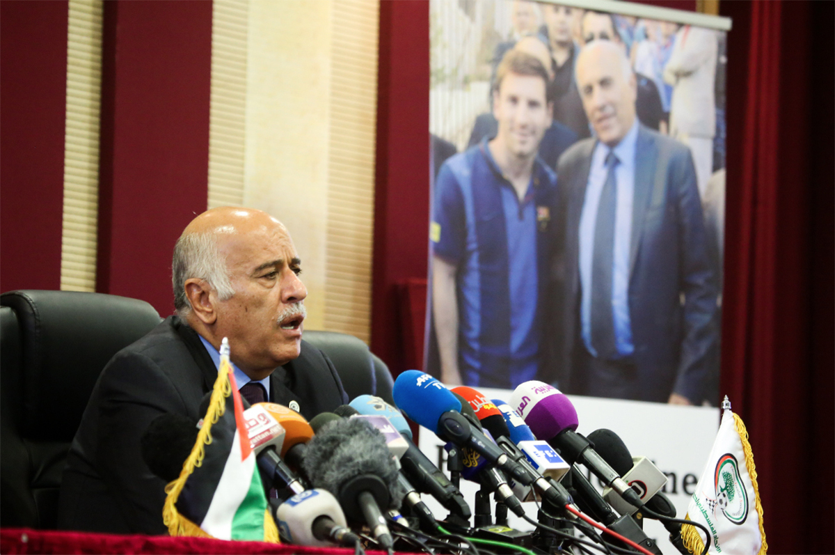 Palästinensischer Fußball-Chef Rajoub für ein Jahr gesperrt - Fokus ...